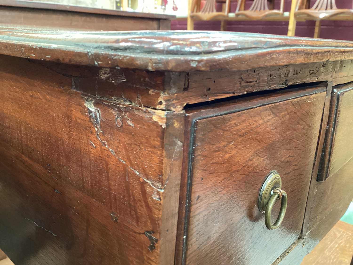 Georgian oak lowboy with three drawers on cabriole legs, 76cm wide, 50cm deep, 71.5cm high - Image 4 of 5