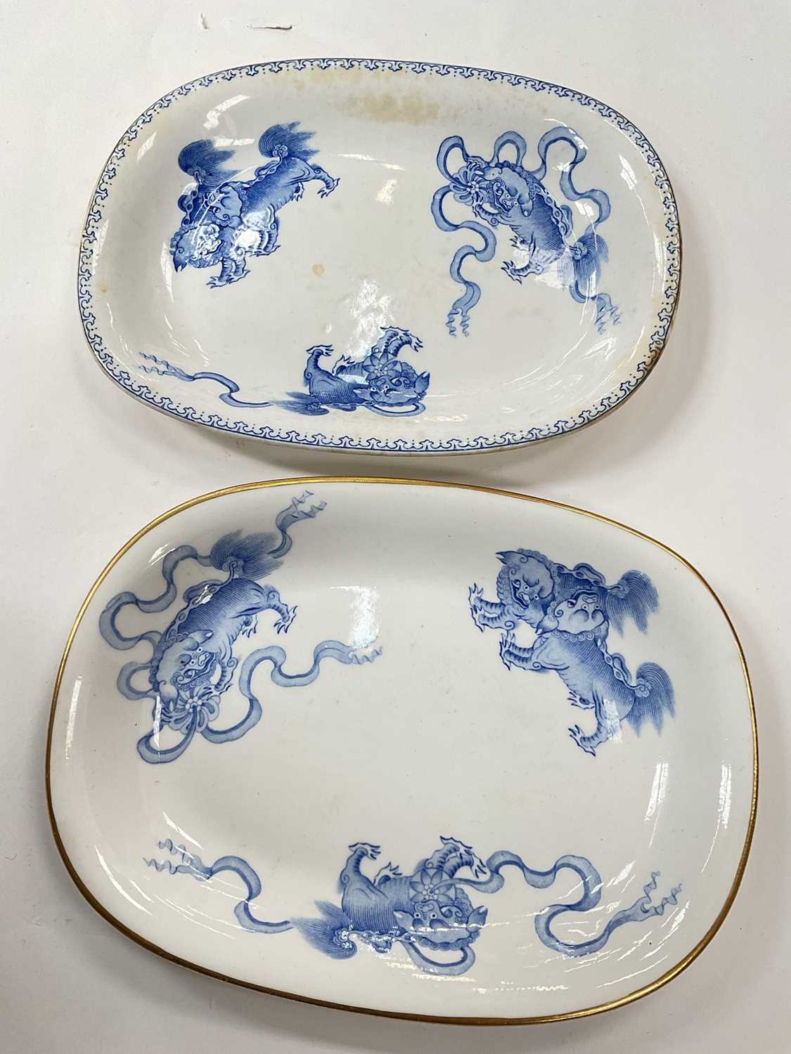 Two Wedgwood bone china teapot stands, printed in blue in Chinese style - Image 3 of 5