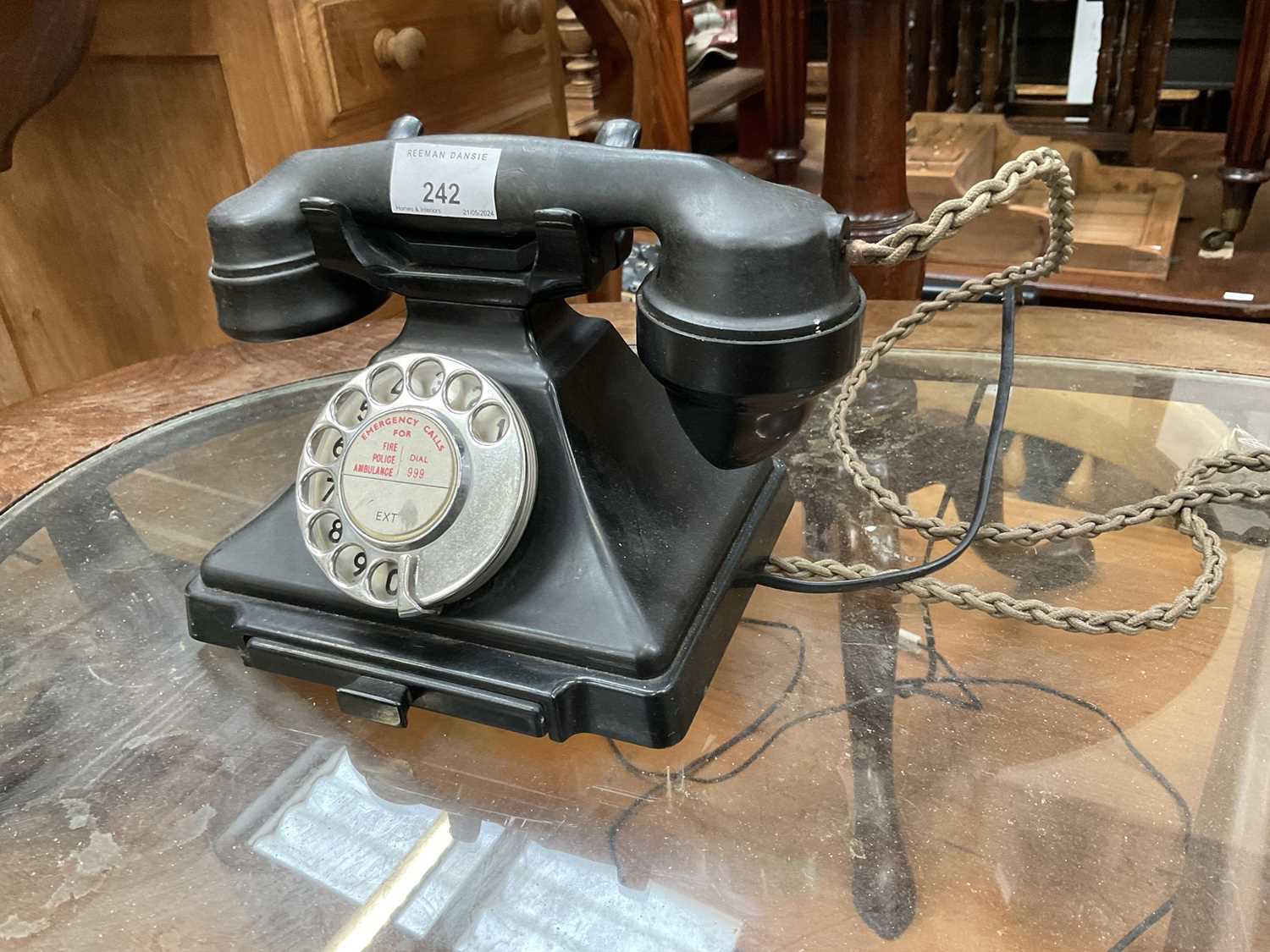 Vintage telephone adapted for modern usage - Image 2 of 2