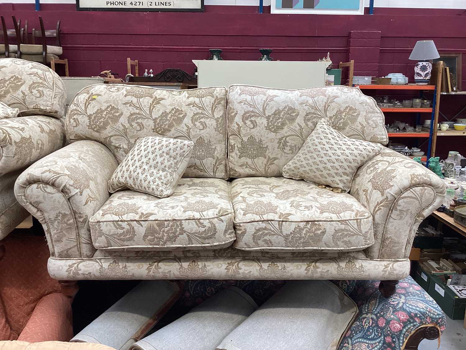 Good quality contemporary three piece suite with floral cream upholstery, comprising pair of two sea - Image 2 of 5