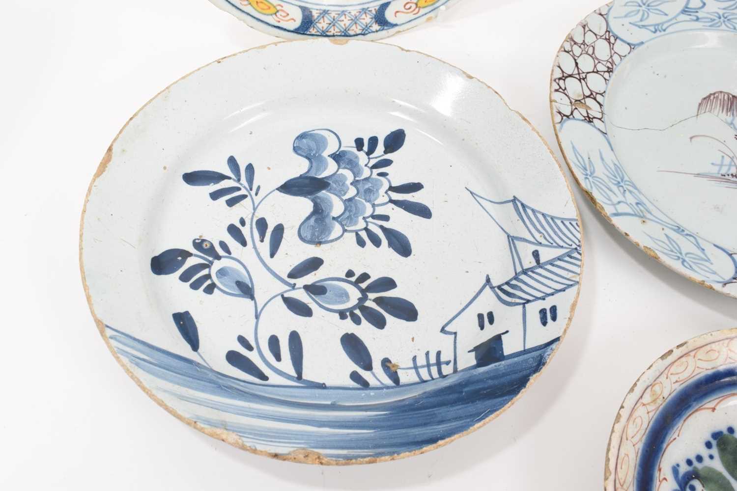 Seven assorted Delftware plates - Image 5 of 8