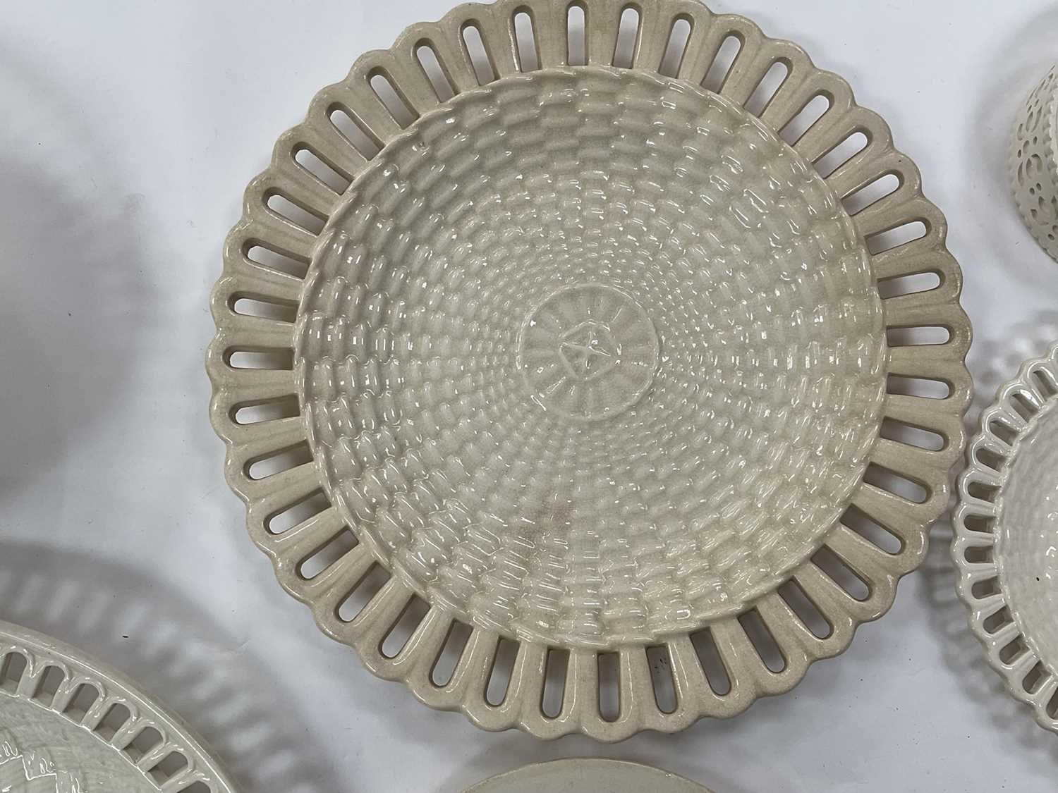 Wedgwood creamware oval basket and stand and other creamware - Image 3 of 9