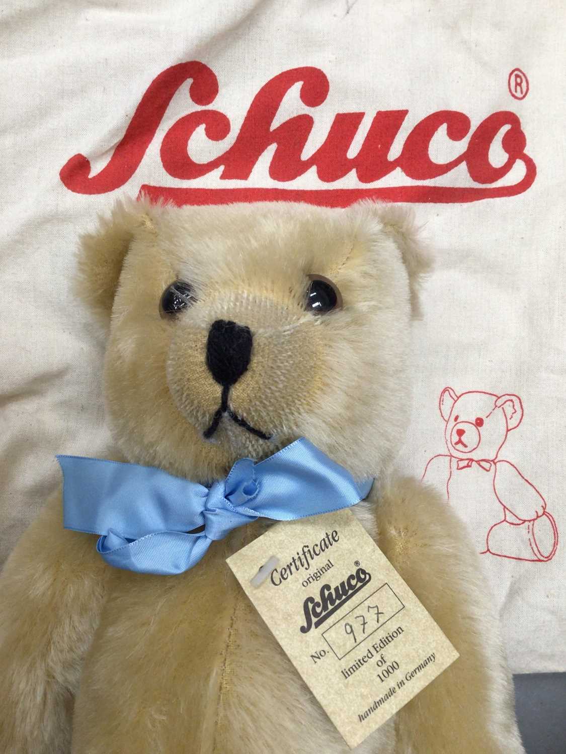 Schuco limited edition bear with growler, no. 977 of 1000, in cavas bag, together with a 1960s Germa - Image 2 of 3