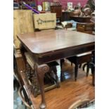 Mahogany draw leaf dining table on cabriole legs