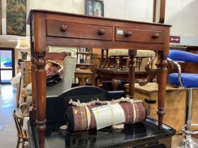 Victorian mahogany side table with two drawers on turned legs, 91cm wide, 45cm deep, 73cm high