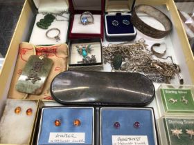 Group of silver and white metal jewellery