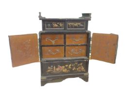 Small Japanese lacquered table cabinet