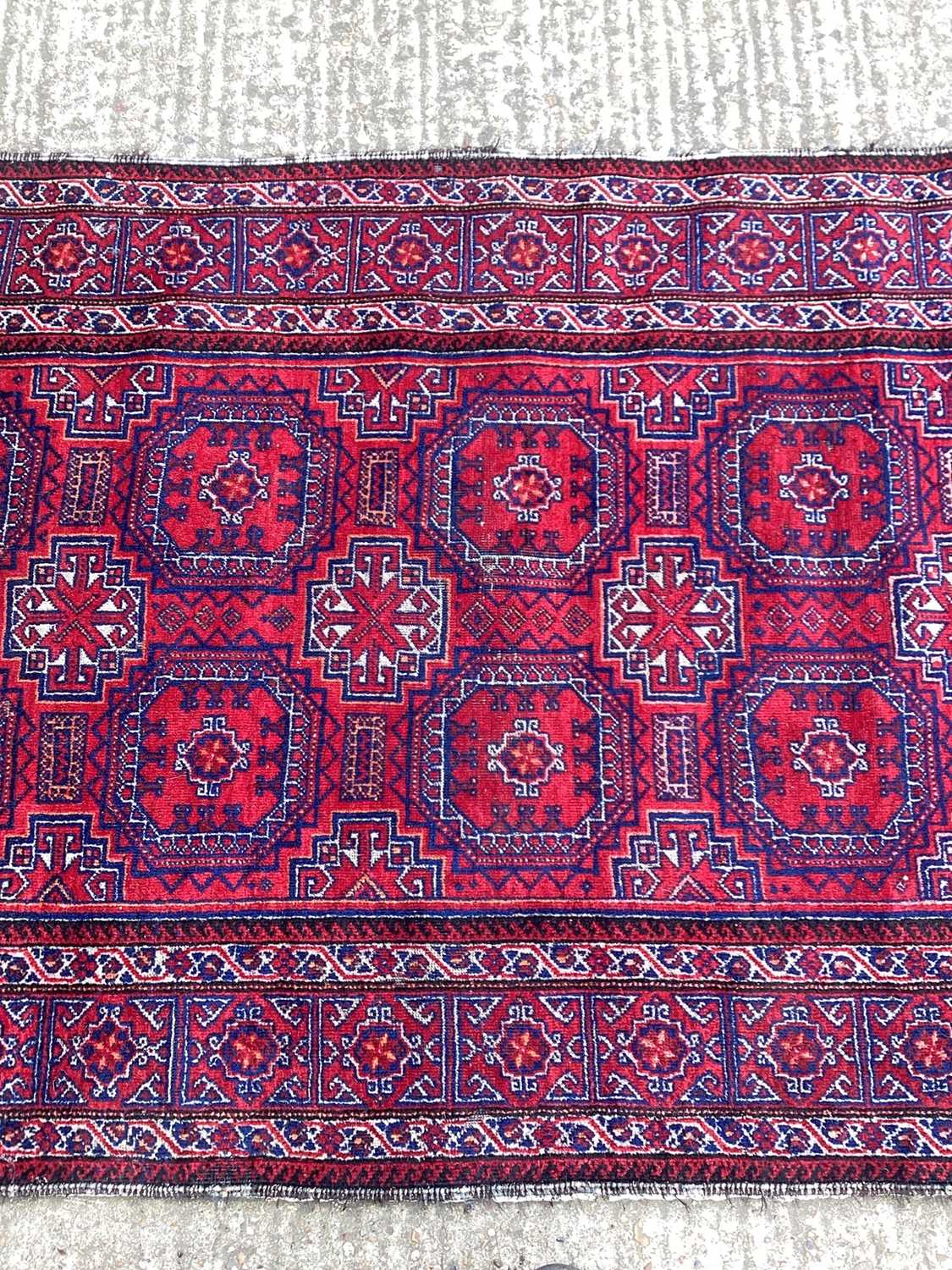 Baluchi rug 1.90m x 1.02m - Image 3 of 5