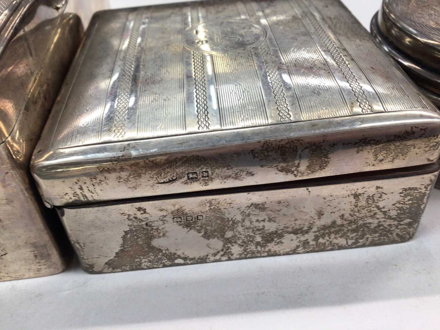 1950s silver cigar box, 1920s silver cigarette box and a round silver pot (3) - Image 4 of 5