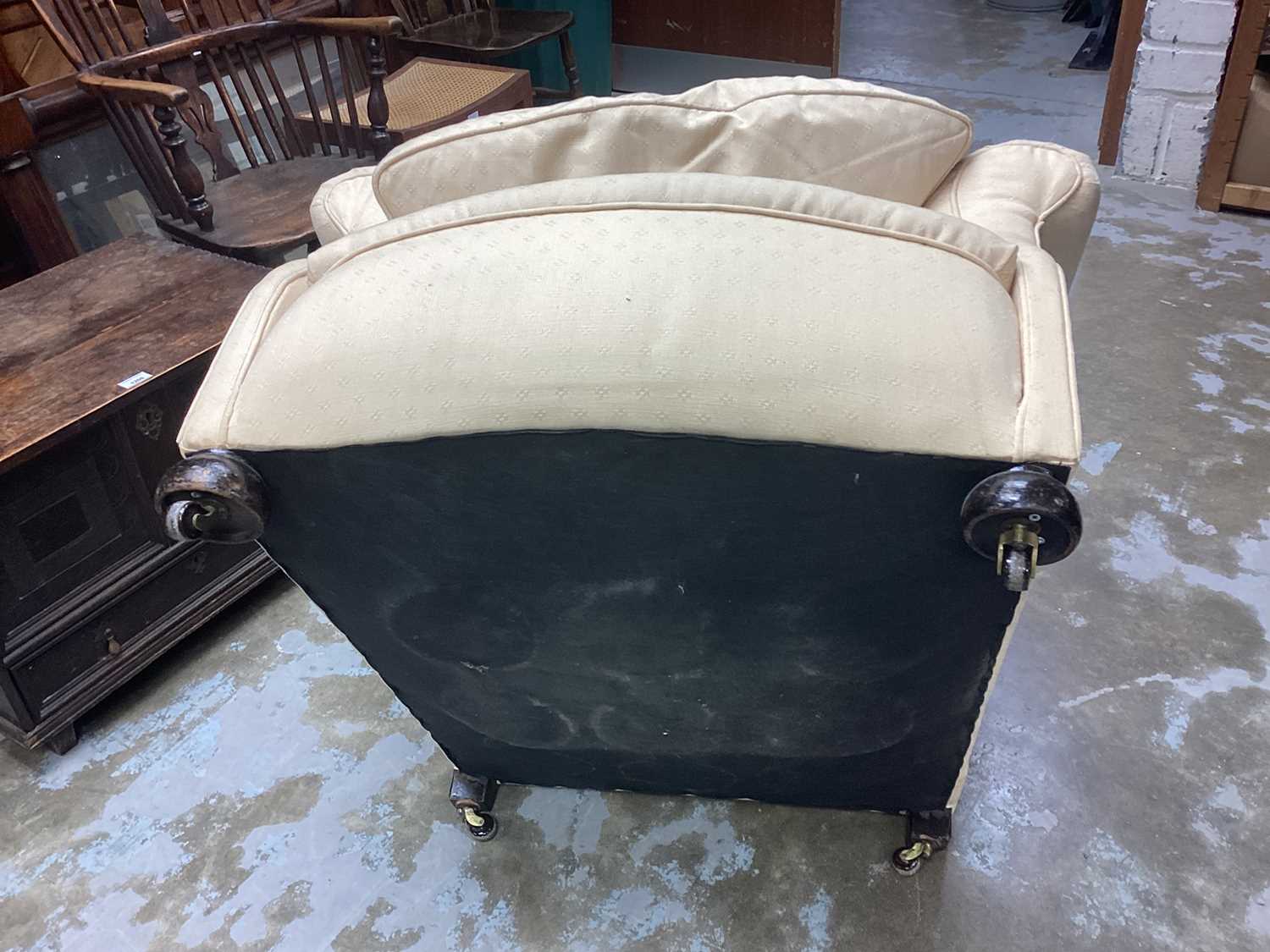 Edwardian deep upholstered easy chair with cream upholstery on bun feet - Image 3 of 3