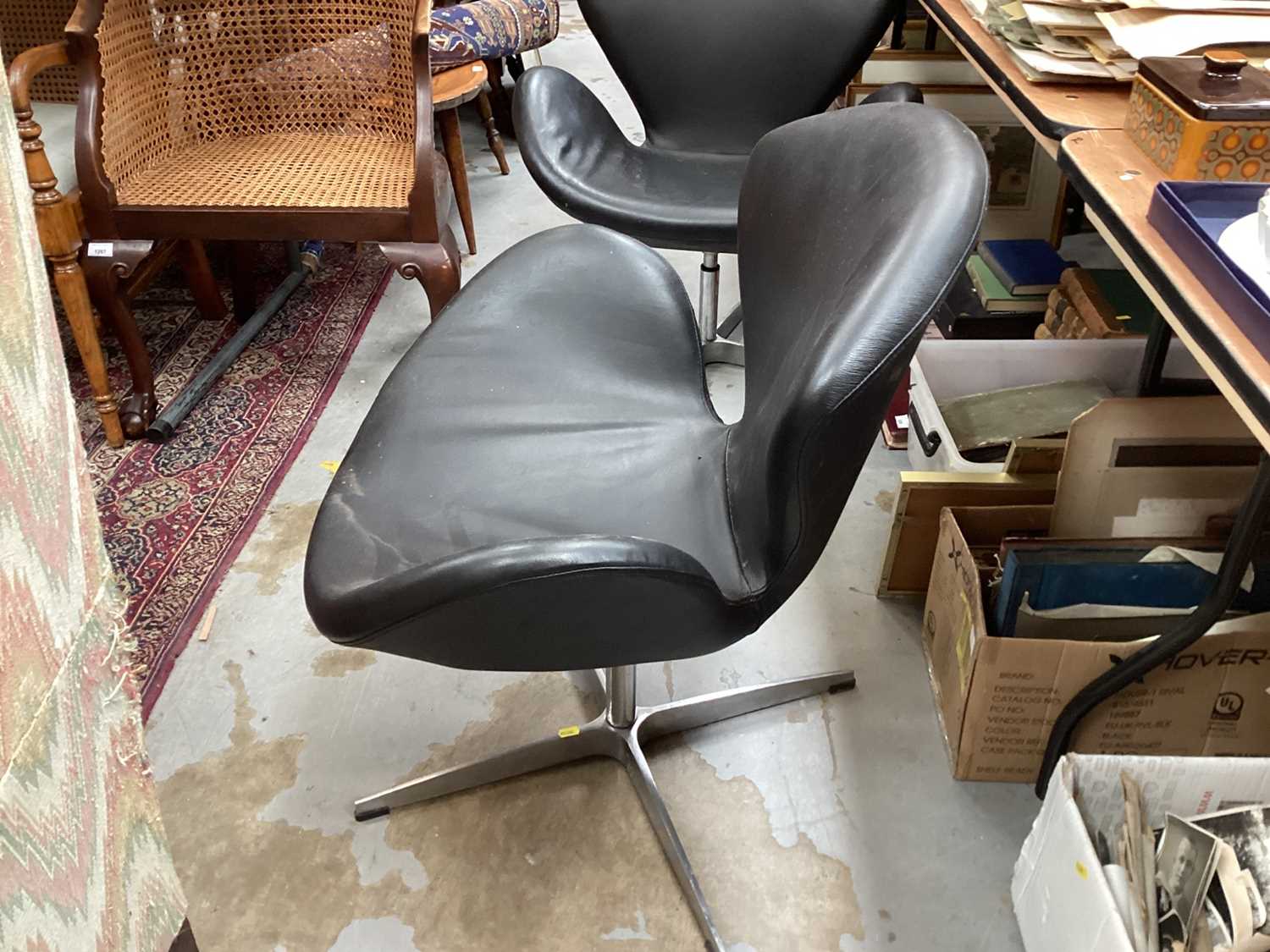 Pair of stylish swivel chairs - Bild 10 aus 11