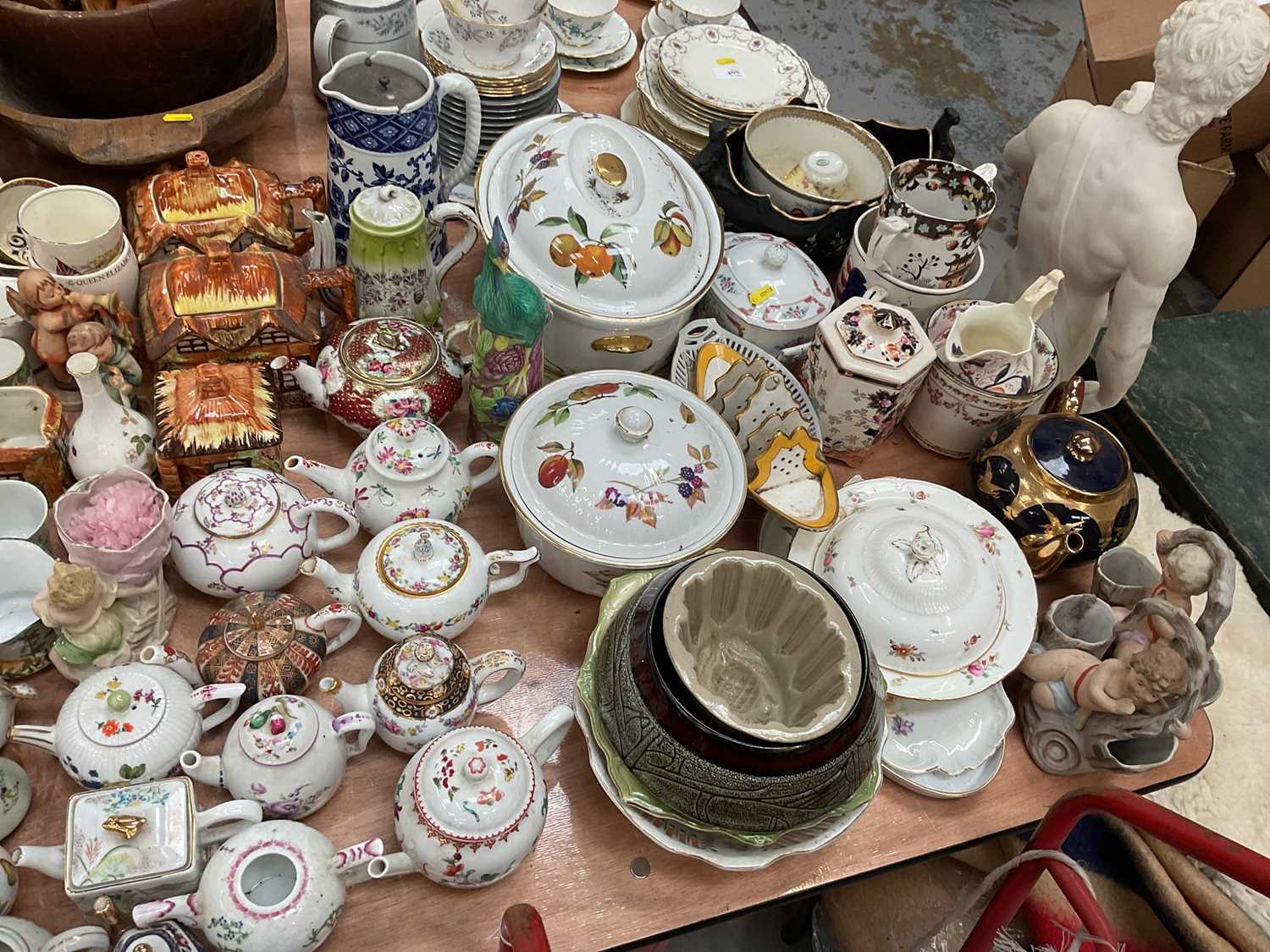 Large quantity of assorted ceramics to include Royal Worcester Evesham, teaware and other ceramics. - Image 2 of 3