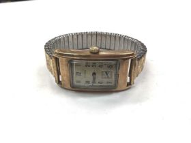 Art Deco Gentlemens Cyma 9ct gold cased wristwatch in tank shaped case