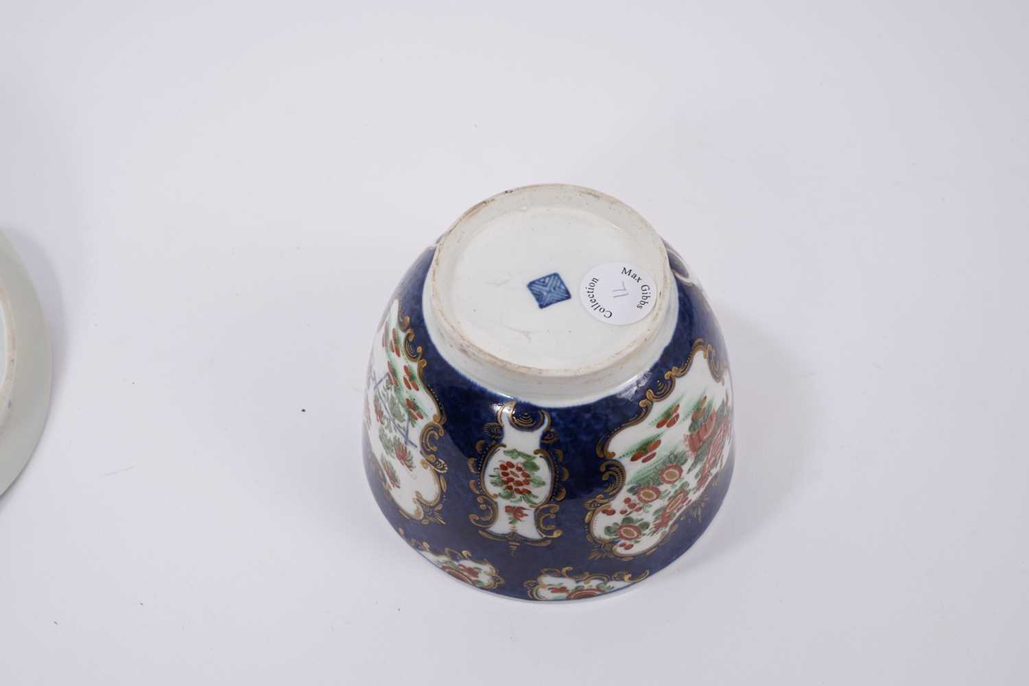 A Worcester blue scale sucrier and cover, decorated in Kakiemon style, circa 1770 - Image 4 of 4