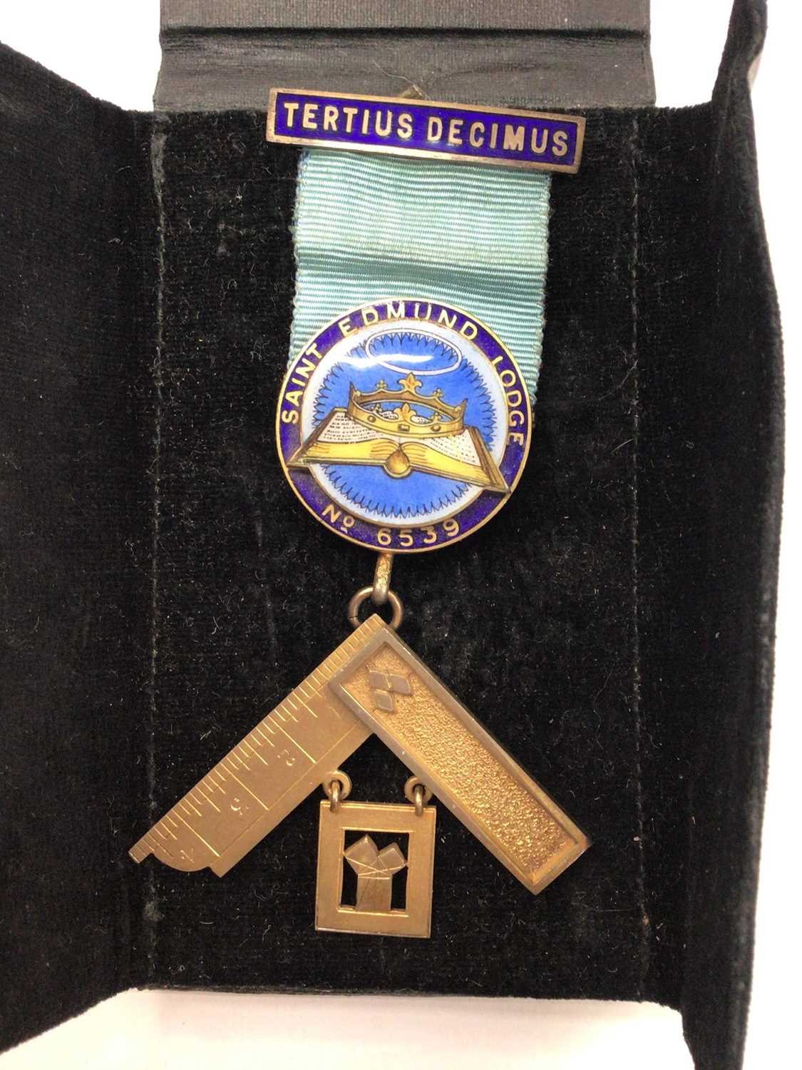 Masonic silver gilt and enamel medal, together with various beads/necklaces - Image 2 of 3