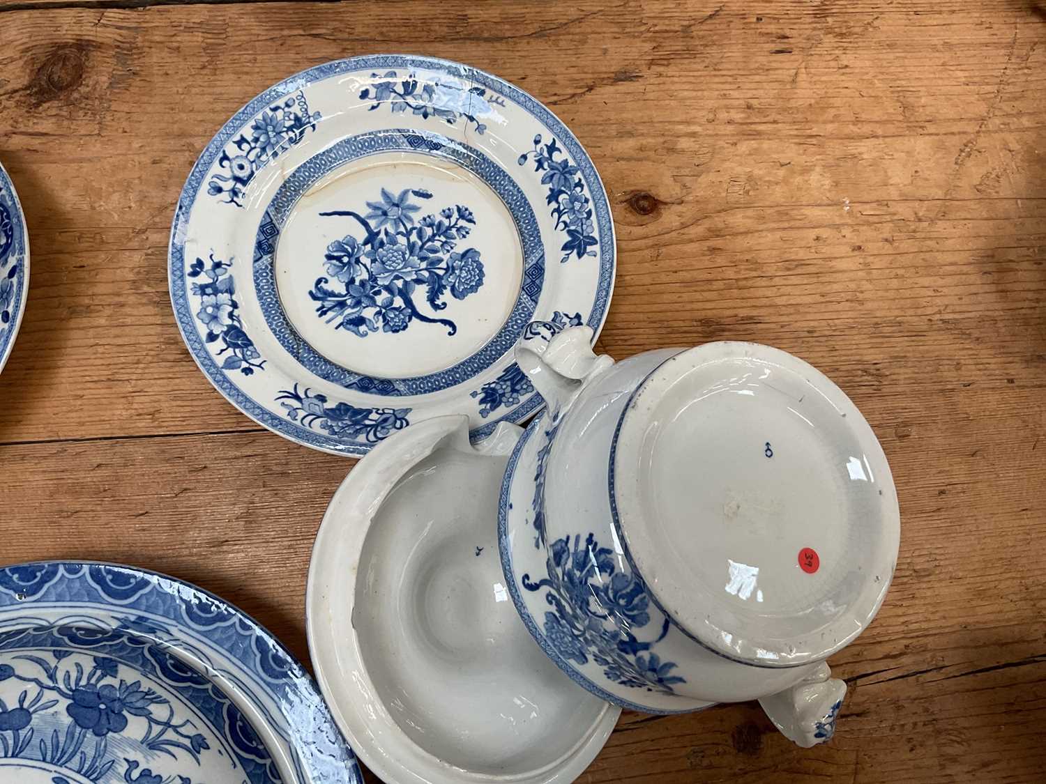 Group of 19th century blue and white transfer printed china - Image 3 of 9