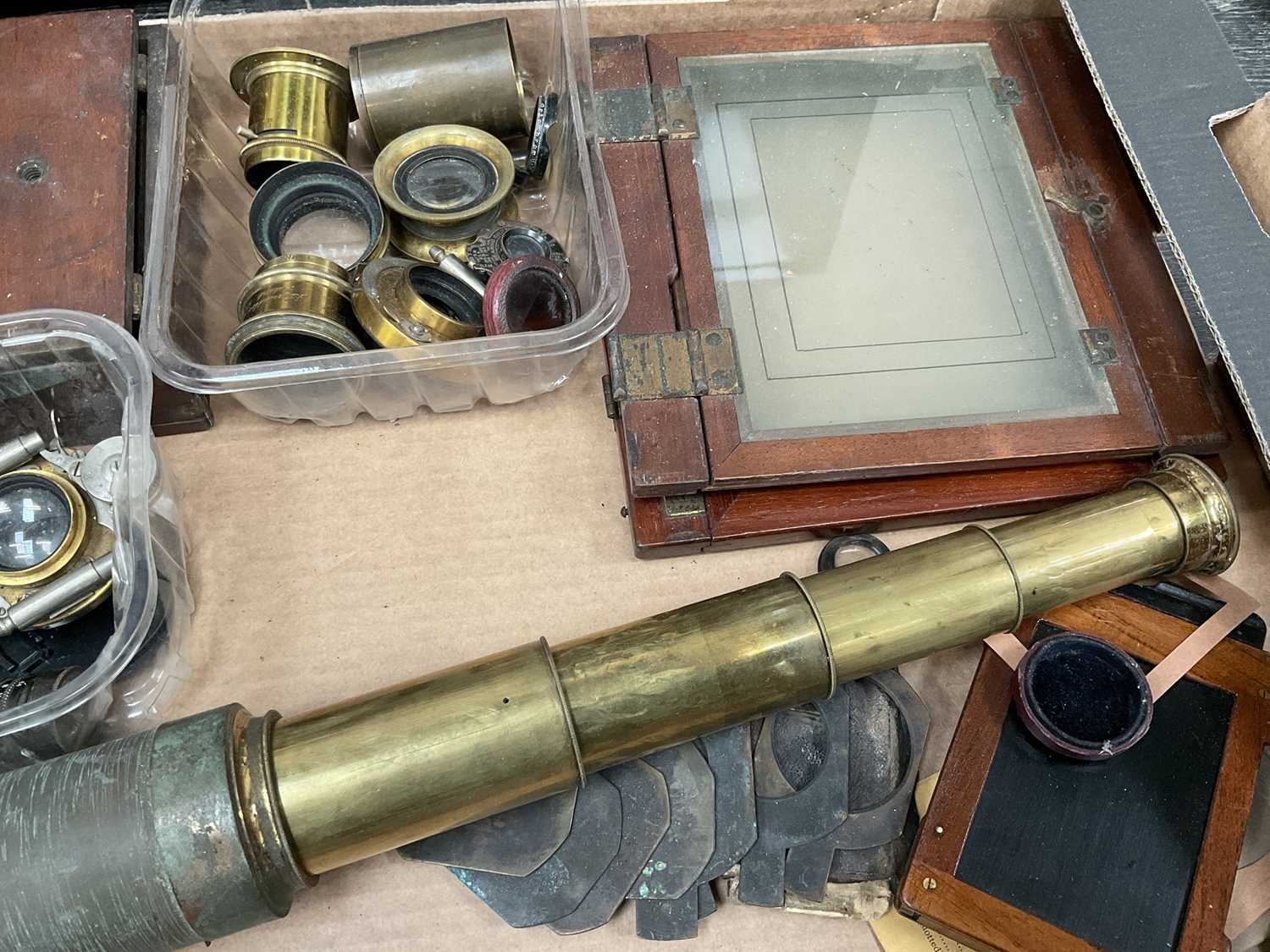 Victorian four drawer telescope, lenses and plate camera elements - Image 4 of 4