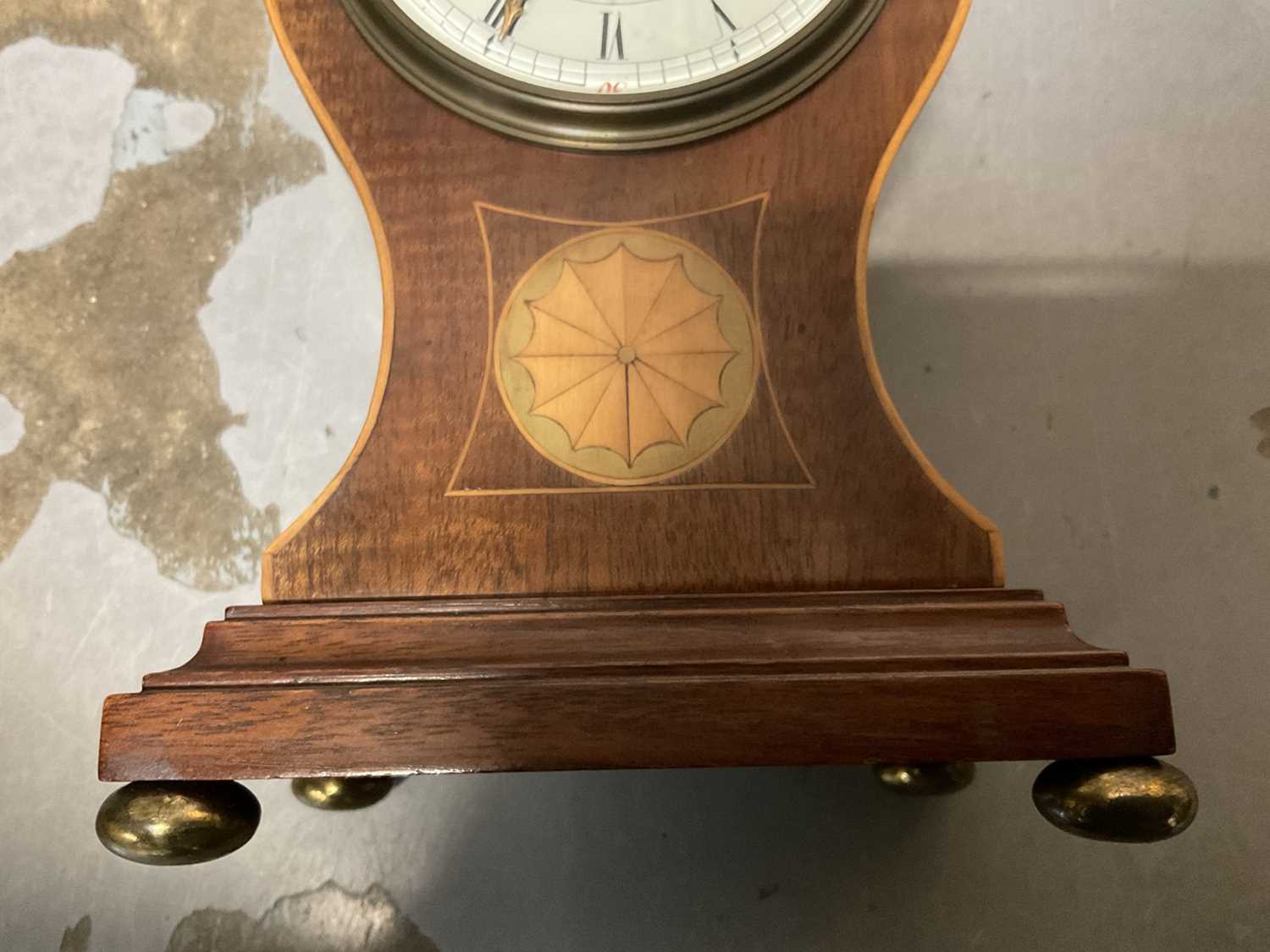 Early 20th century mahogany and inlaid balloon shaped clock - Image 3 of 5