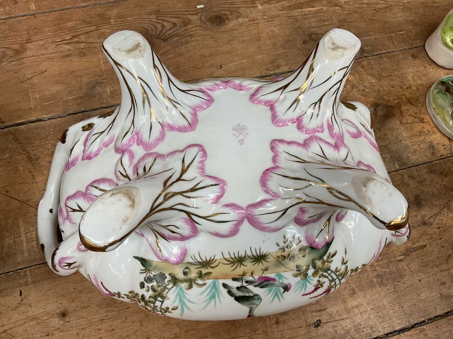 Continental porcelain oval two handled tureen - Image 2 of 2