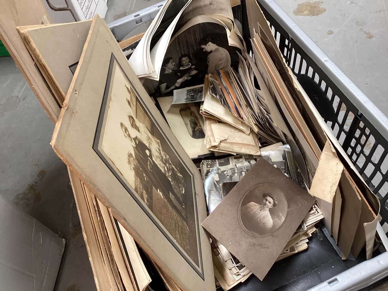 Five boxes of mixed ephemera to include photograph albums. - Image 19 of 19
