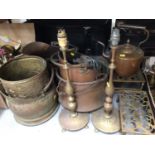 Collection of antique and vintage brass, copper and metalwork to include a Victorian copper kettle,