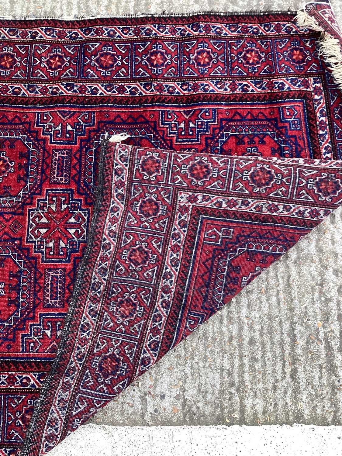Baluchi rug 1.90m x 1.02m - Image 5 of 5