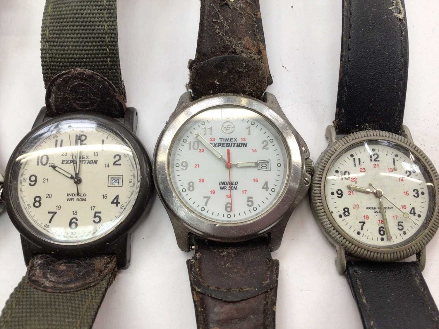 Group of military-style wristwatches - Image 4 of 5