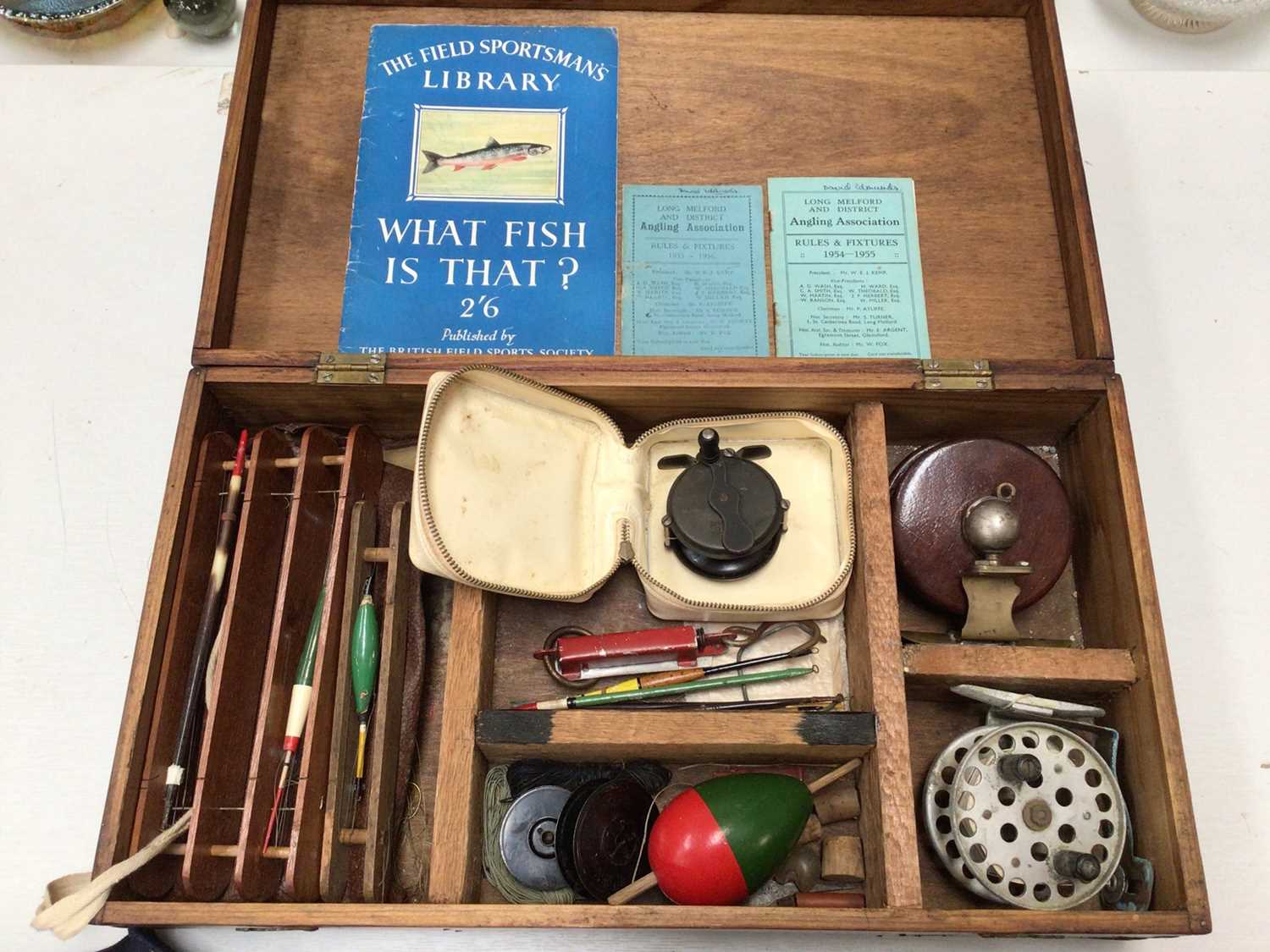 Wooden case containing fishing reels, tackle etc and two vintage rods - Image 2 of 8