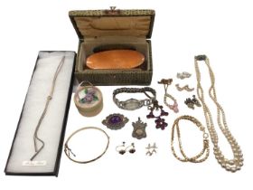 Group of silver and other costume jewellery