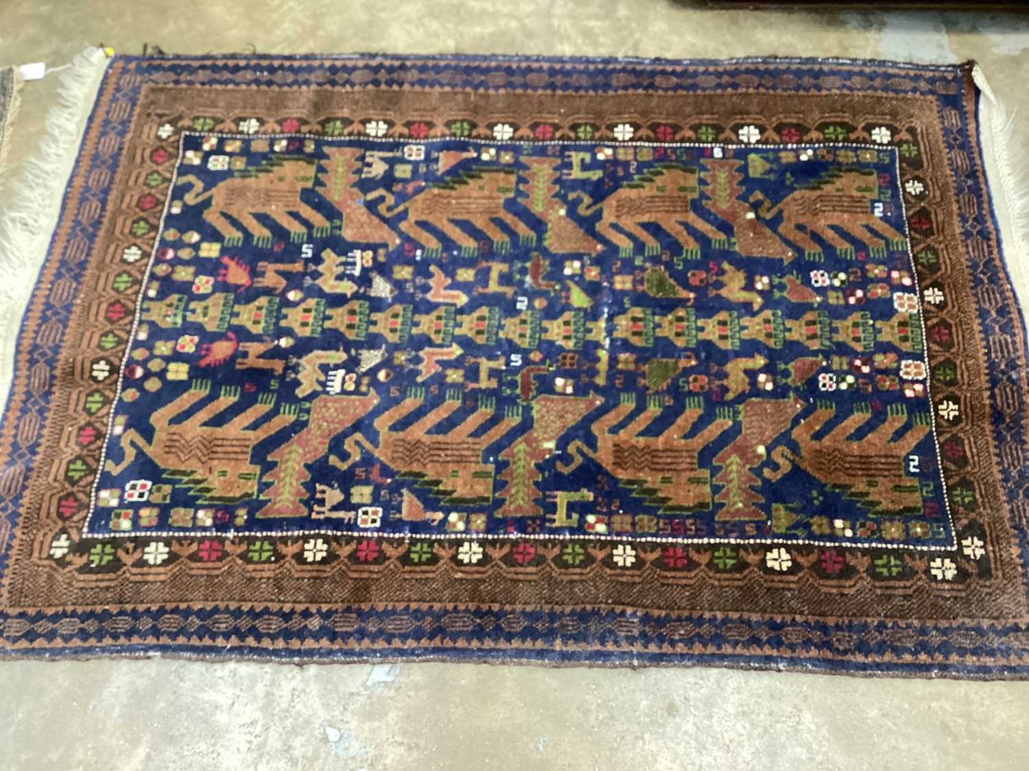 Chinese rug together with a narrow Persian rug - Image 4 of 5