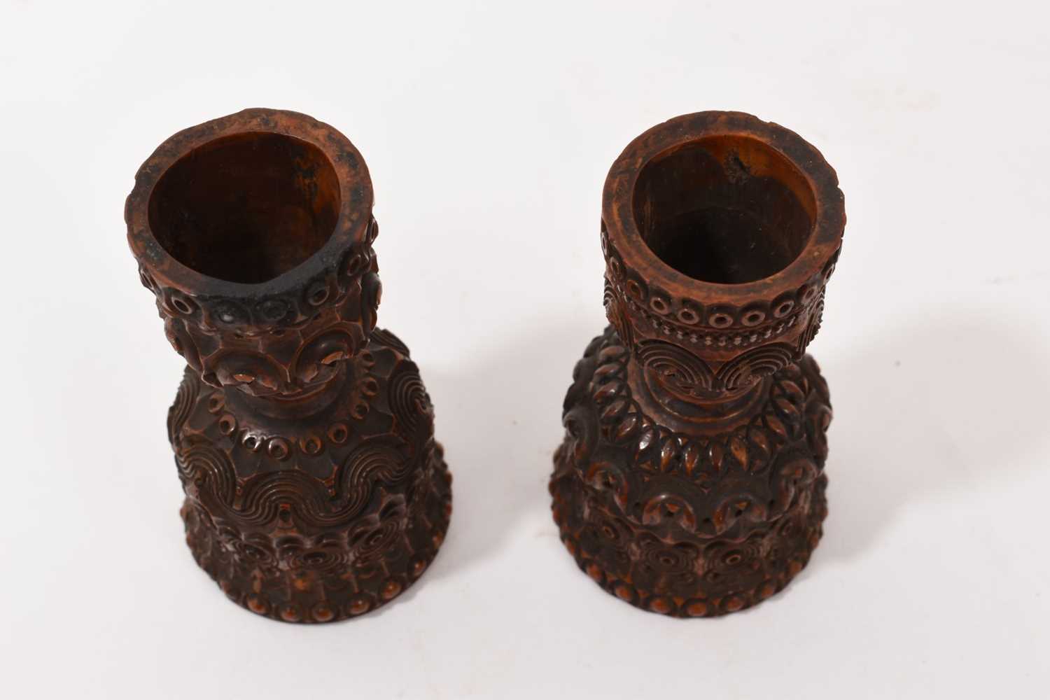 Pair of carved wood small cups - Image 3 of 4