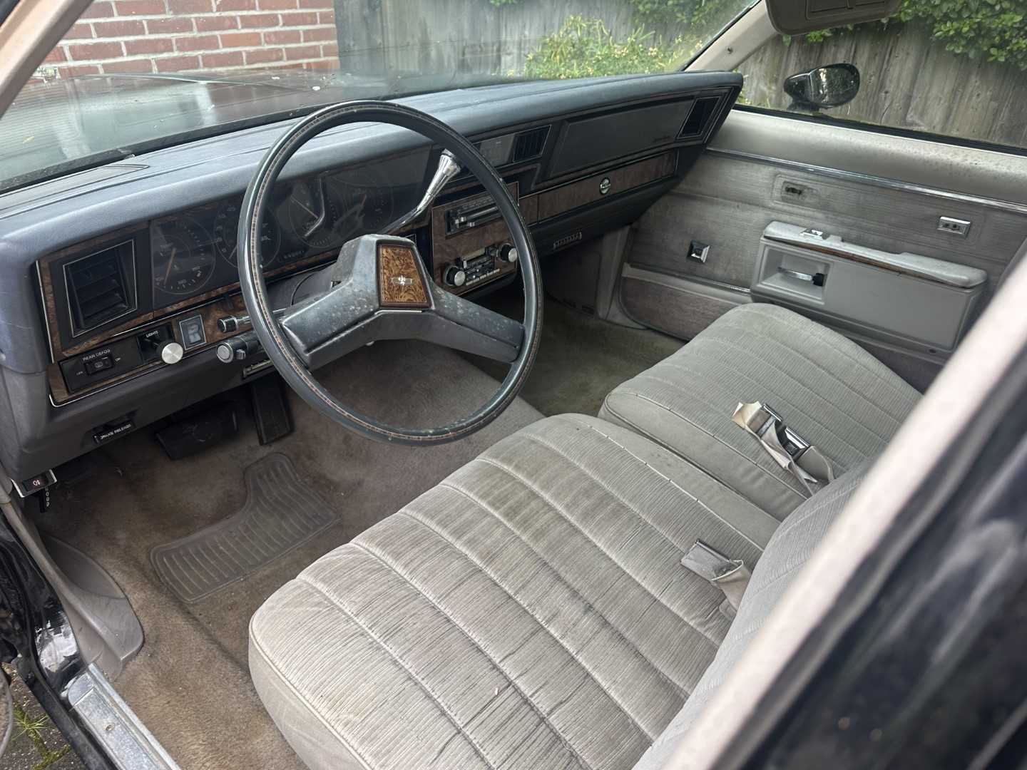 1990 Chevrolet Caprice Station Wagon, 5000cc V8, automatic, reg. no. A134 VYE - Bild 12 aus 14
