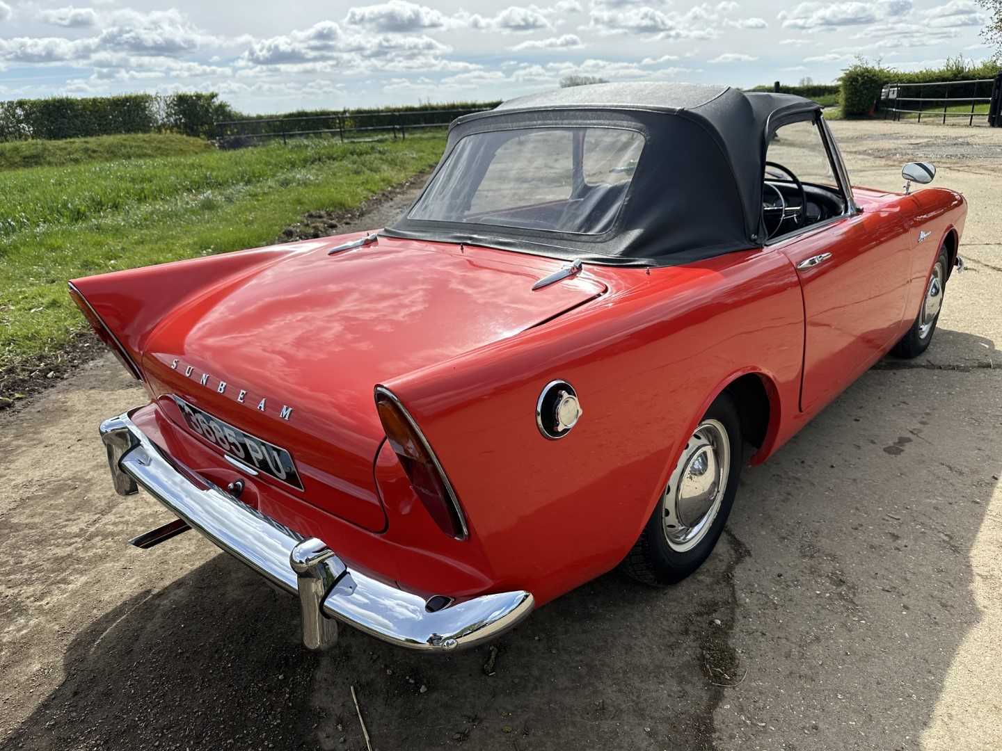 1960 Sunbeam Alpine sports convertible, 1600cc engine, manual gearbox with overdrive, reg. no. 3685 - Image 9 of 30