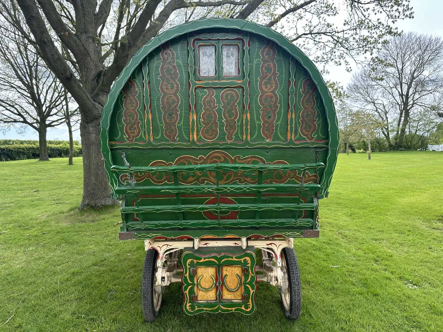 Charming child's bow top gypsy caravan - Image 16 of 22