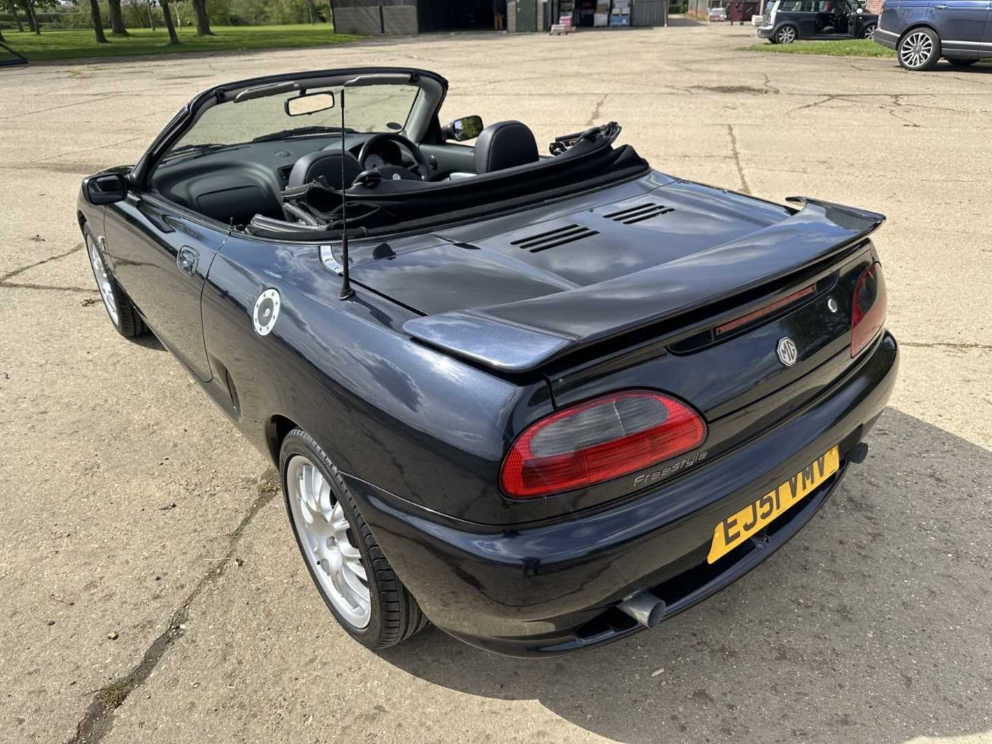 2001 MGF 1.8 Freestyle, 2 door convertible, reg. no. EJ51 VMV - Bild 10 aus 23