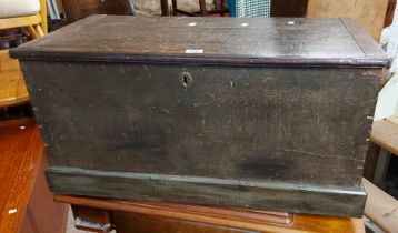 An 85cm old lift-top linen chest with antiqued painted finish