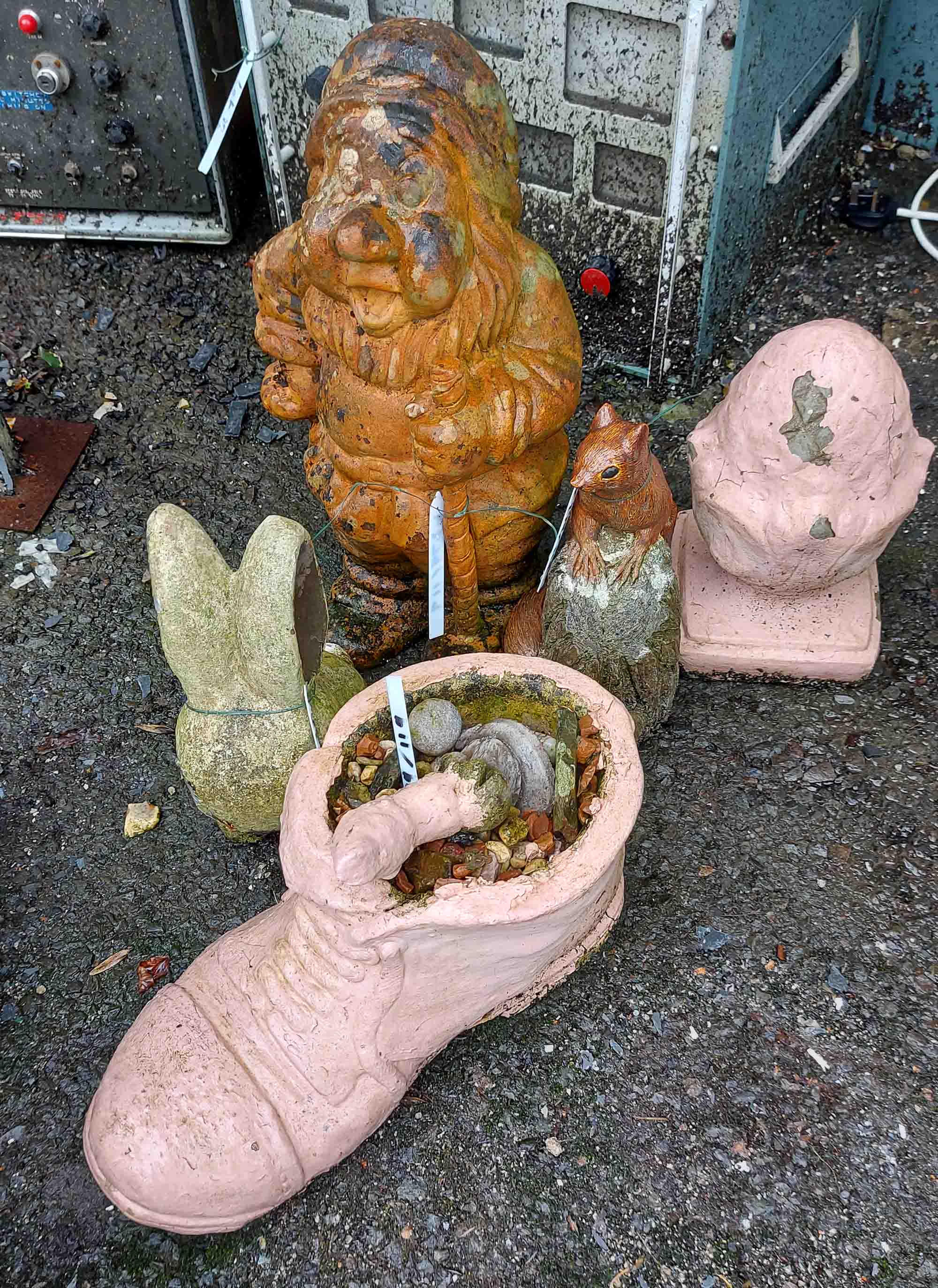 A quantity of garden ornaments including gnome, rabbit, boot, etc.