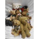 A bag containing a quantity of Teddy bears including a Bearington collection example, etc.