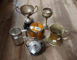 A quantity of metalware including silver plated prize tankard for the Hereford Regatta of 1914,