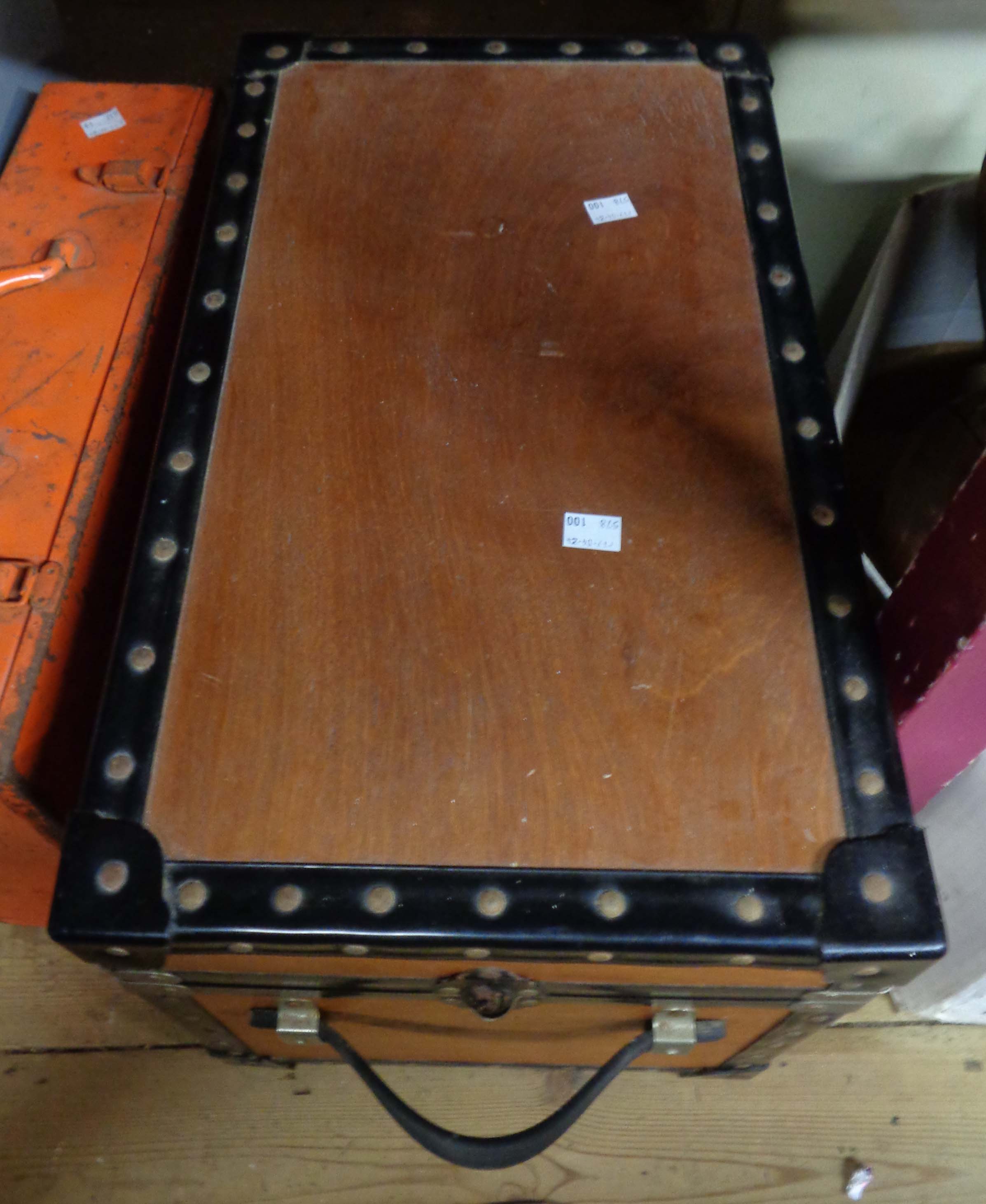 A quantity of wooden boxes including old sewing machine box, etc. - Image 3 of 3