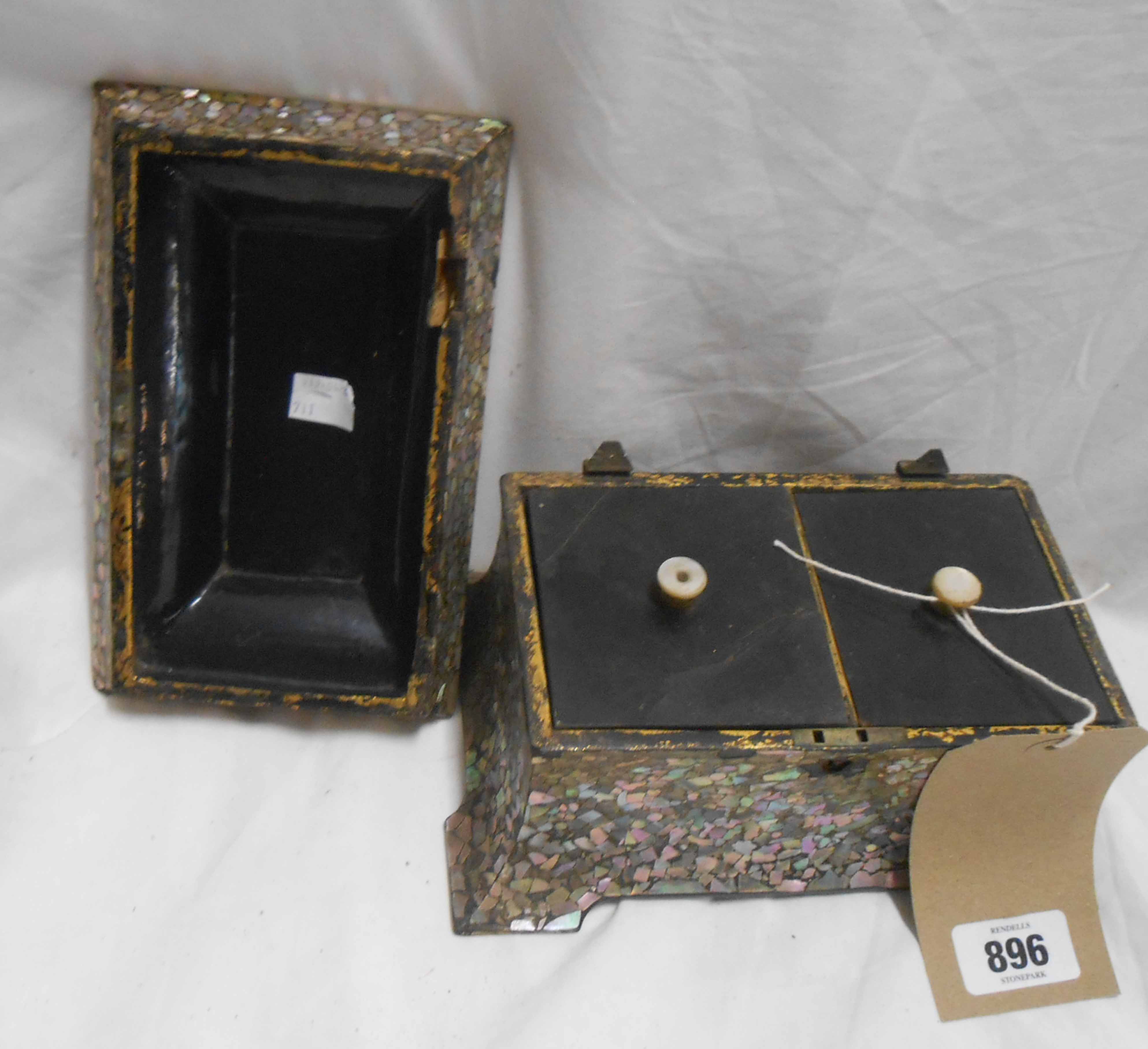 A Victorian Jennens & Bettridge papier-mâché mother-of-pearl chip decorated tea caddy - lid detached - Image 2 of 3