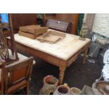 A large antique mixed wood library table with six opposing drawers - for restoration, drawers a/f