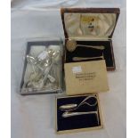 A cased and a boxed vintage EPNS children's feeder set - sold with a quantity of EPNS teaspoons