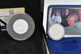 A BOXED SPITFIFES FIRST FLIGHT 80TH ANNIVERSARY COMMEMORATIVE PIEDFORT SILVER PROOF CROWN COIN