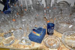 A QUANTITY OF CUT CRYSTAL AND OTHER GLASS WARES, to include a blue glass cup with enamel decoration,