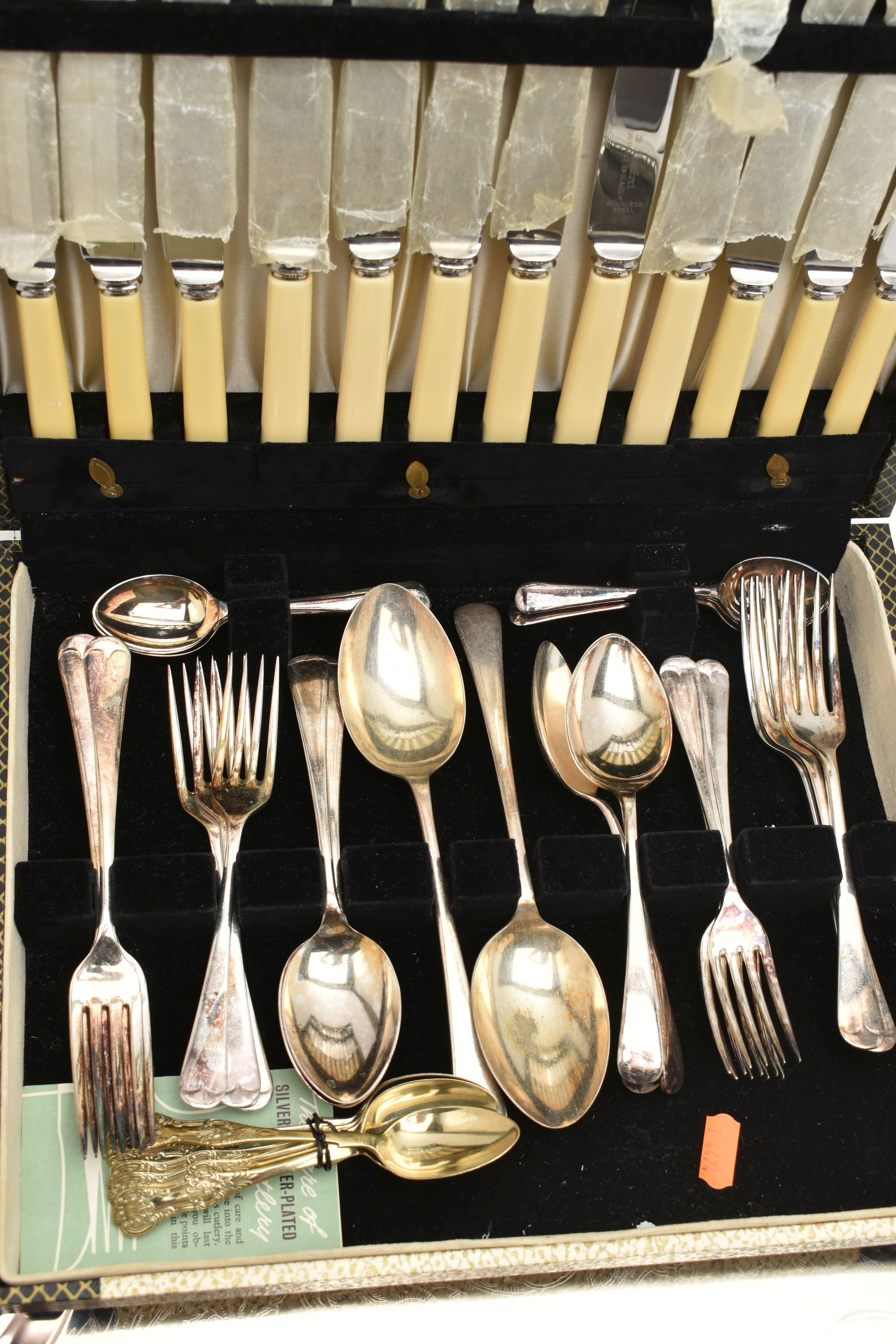 A CANTEEN OF CUTLERY AND A TRAY, a six person table setting, with a few extra cutlery items, - Image 2 of 3