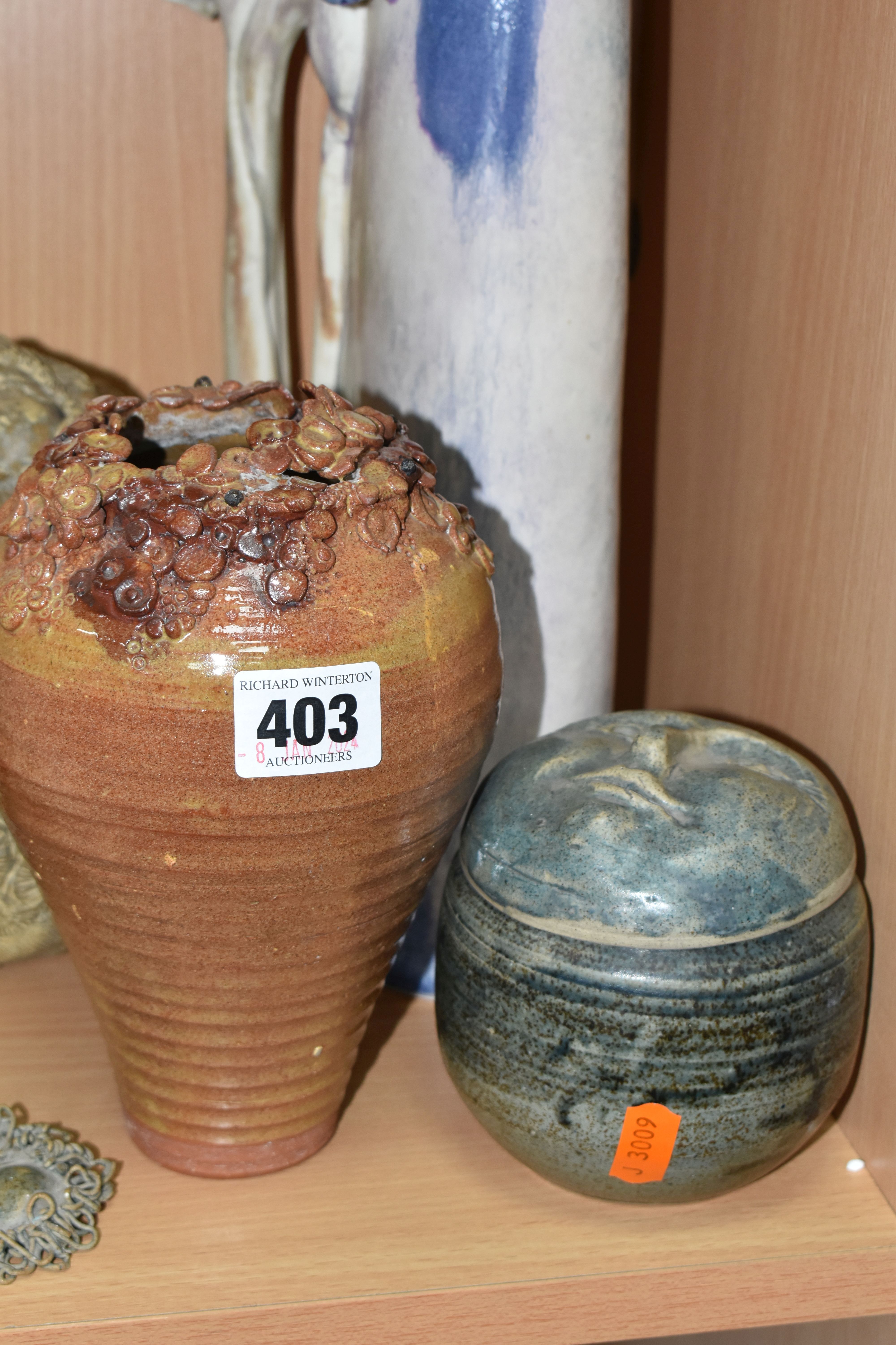 A COLLECTION OF ELAINE HIND STUDIO POTTERY AND SIMILAR, comprising 'Moon' lidded pots, a 'Sun' - Image 2 of 9