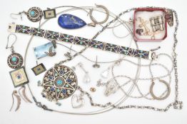 ASSORTED WHITE METAL JEWELLERY, to include an articulated bracelet set with blue cabochon stones,