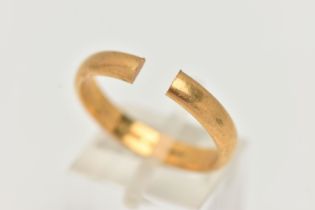 A 22CT GOLD BAND RING, an AF plain polished band, approximate width 3.8mm, hallmarked 22ct