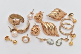 ASSORTED EARRINGS, to include a pair of 9ct gold knot stud earrings, post and scroll fittings,